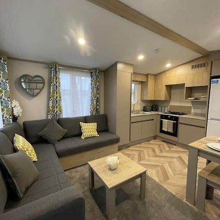Brand New 6 Berth Holiday Home Selsey Esterno foto