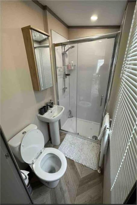 Brand New 6 Berth Holiday Home Selsey Esterno foto